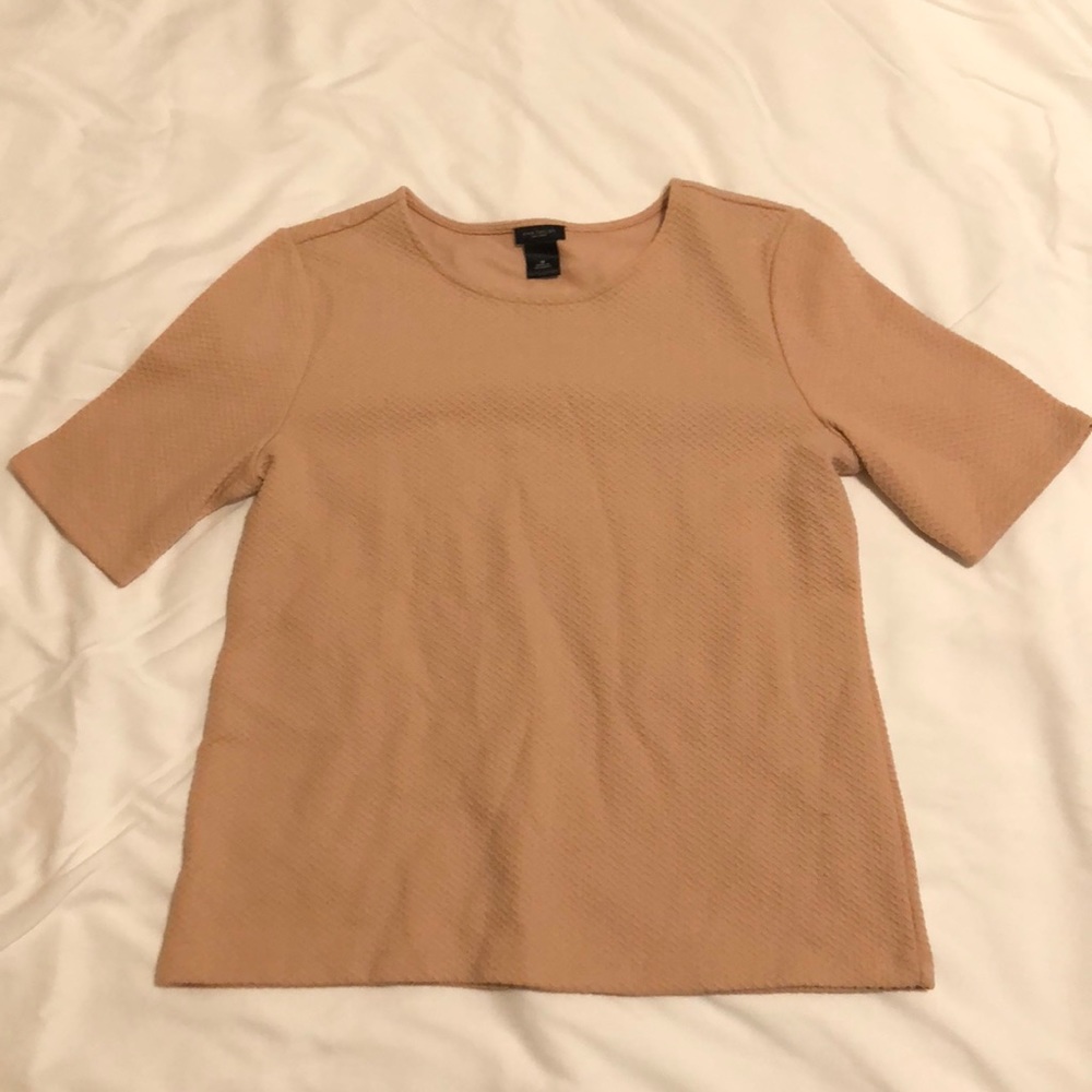 Light pink/tan top